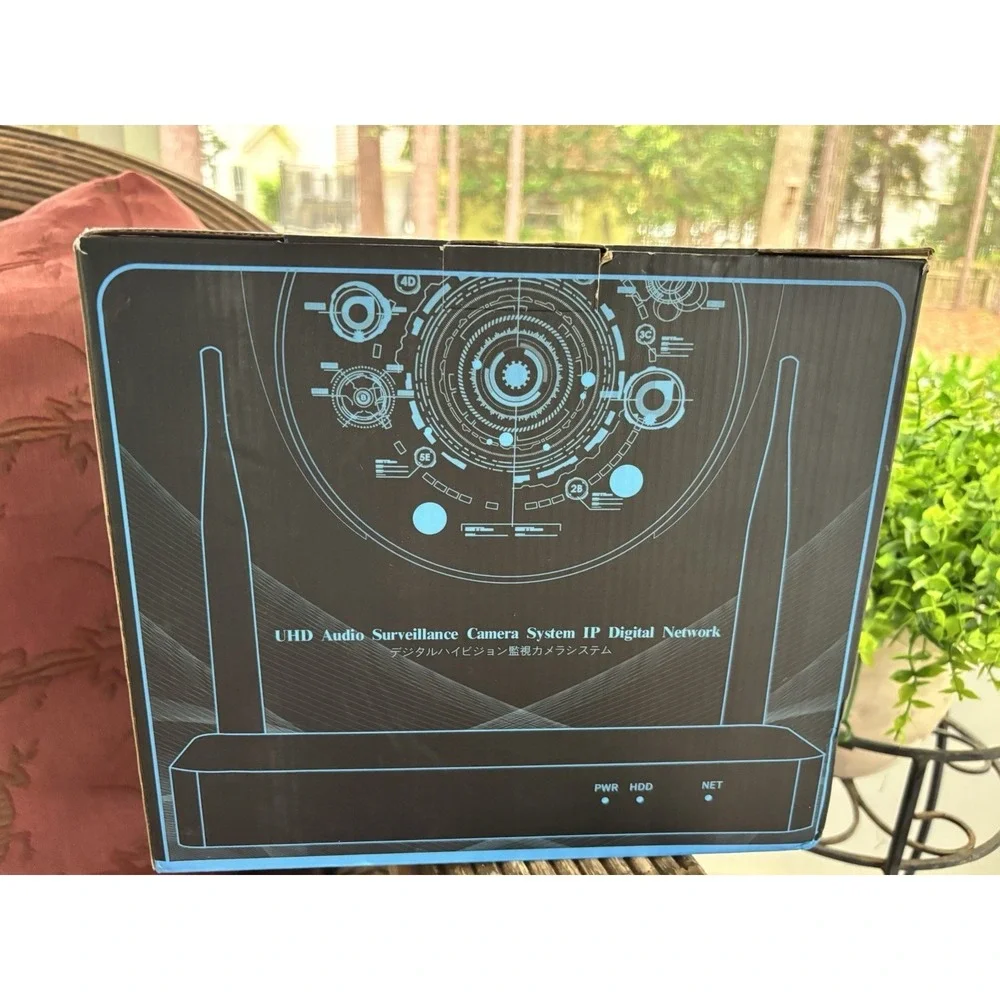 5MP Solar PTZ Wireless Security Camera System 4 Cam 8CH NVR Kit New Open Box
